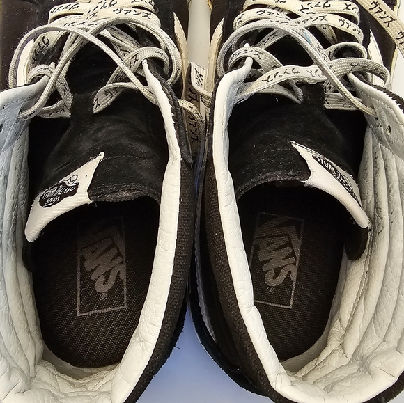 Authentic Vans UNISEX Tiger Check High Top- Mens 12,  Womens 10.5 - Picture 6 of 8